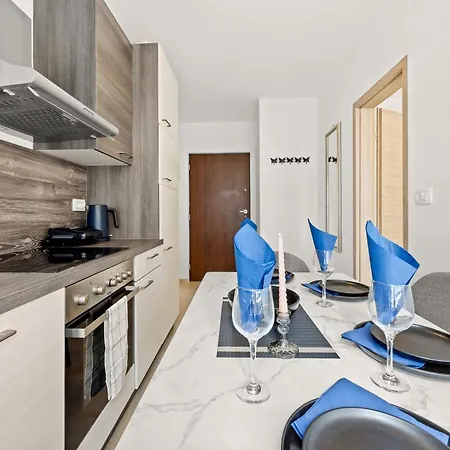 דירה Valora Stylish Near Sandy Beaches By Qubo *